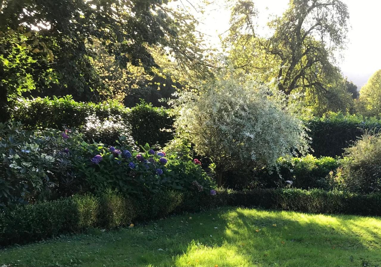 Les Chaumieres Du Pays D'Auge Bed & Breakfast Le Breuil-en-Auge Exterior photo